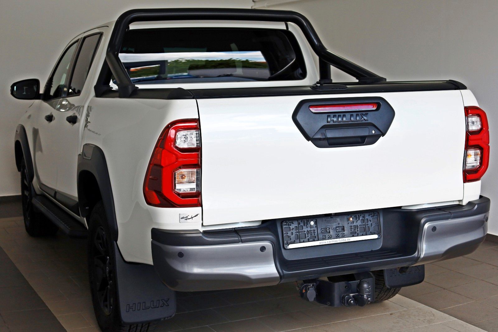 Fahrzeugabbildung Toyota Hilux Double Cab Invincible,Leder,Navi,Rollo,AHK