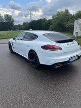 Porsche Panamera Diesel Edition Panorama Luftfederung - Porsche Gebrauchtwagen in Karlsruhe