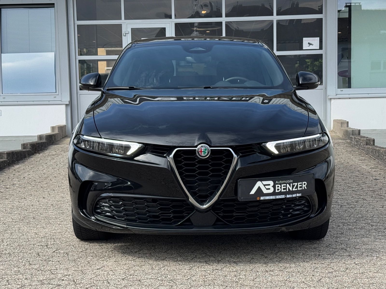 Fahrzeugabbildung Alfa Romeo Tonale Super/LED/PDC/CarPlay/Tempomat/ALU/1Hand