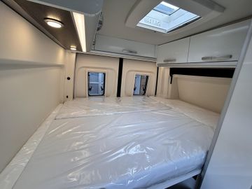 Westfalia Sven Hedin LIMITED 177PS Markise ACC Winterpaket