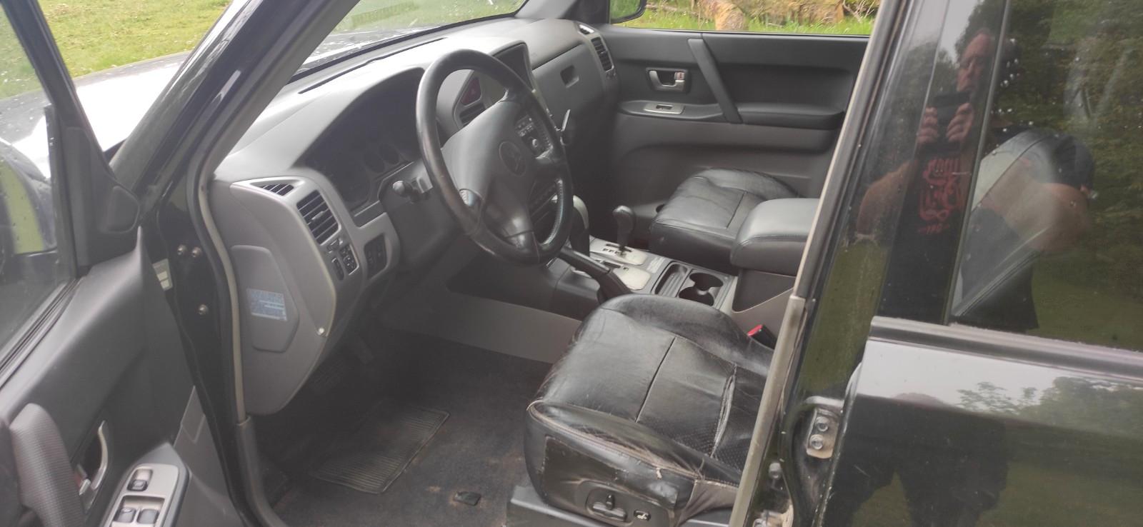 Mitsubishi Pajero 2004 — photo 5