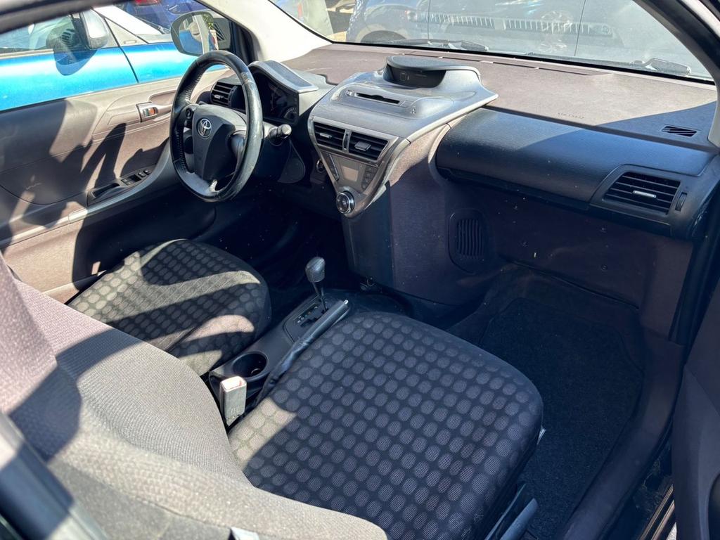 Toyota IQ