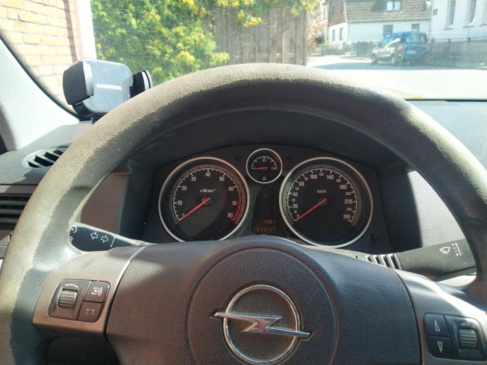 Opel Astra 2006 — photo 9