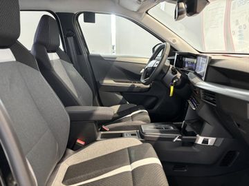 Fotografie des Opel Frontera 1.2 DI Hybrid 48V eDCT GS Tech Paket