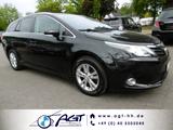 Toyota Avensis 2.0 D-4D Combi Life Navi Kamera PDC AHK - Toyota Avensis mit Diesel-Antrieb: 2.0