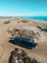 Mercedes-Benz Arocs 3345 6x6 Expeditionsmobil mit vollw. Büro - Wohnmobil oder -wagen Expeditions