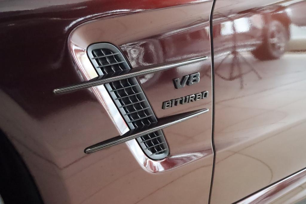 Mercedes-Benz SL 63 AMG