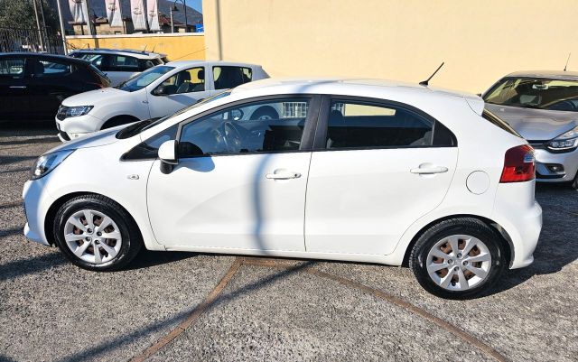 Kia Rio 1.2 CONDIZIONI OK 12/2015 GARANZIA 12 ME