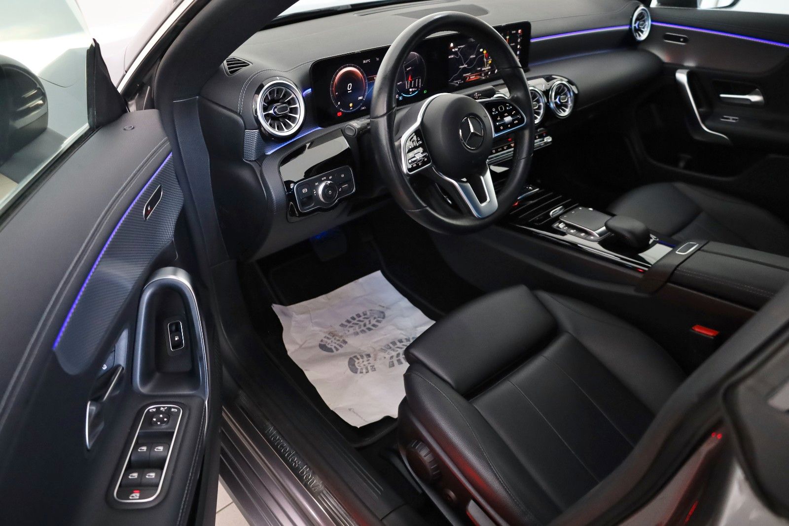 Fahrzeugabbildung Mercedes-Benz CLA 250e Coupe,Progressive,Leder,Navi,SH,Kamera