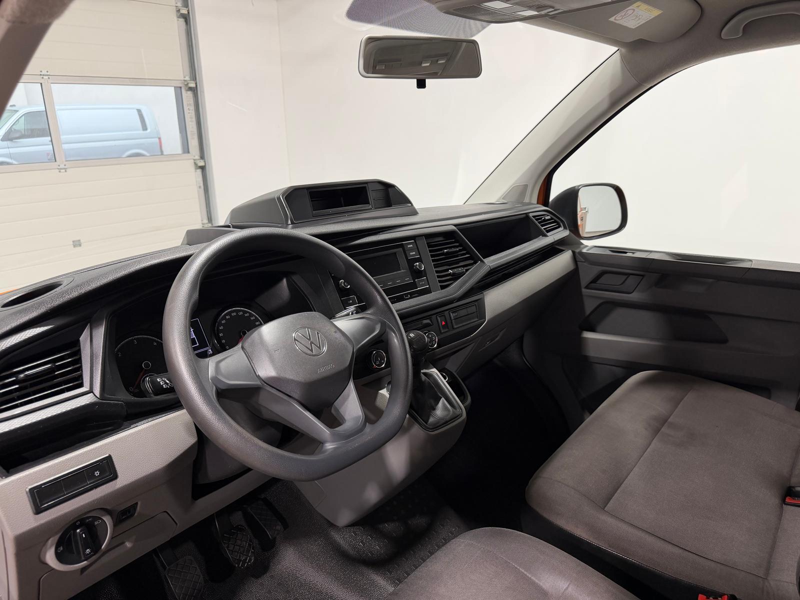 Volkswagen T6.1 Pritsche-Doka (6-Si.),Klima,Radio,AHK