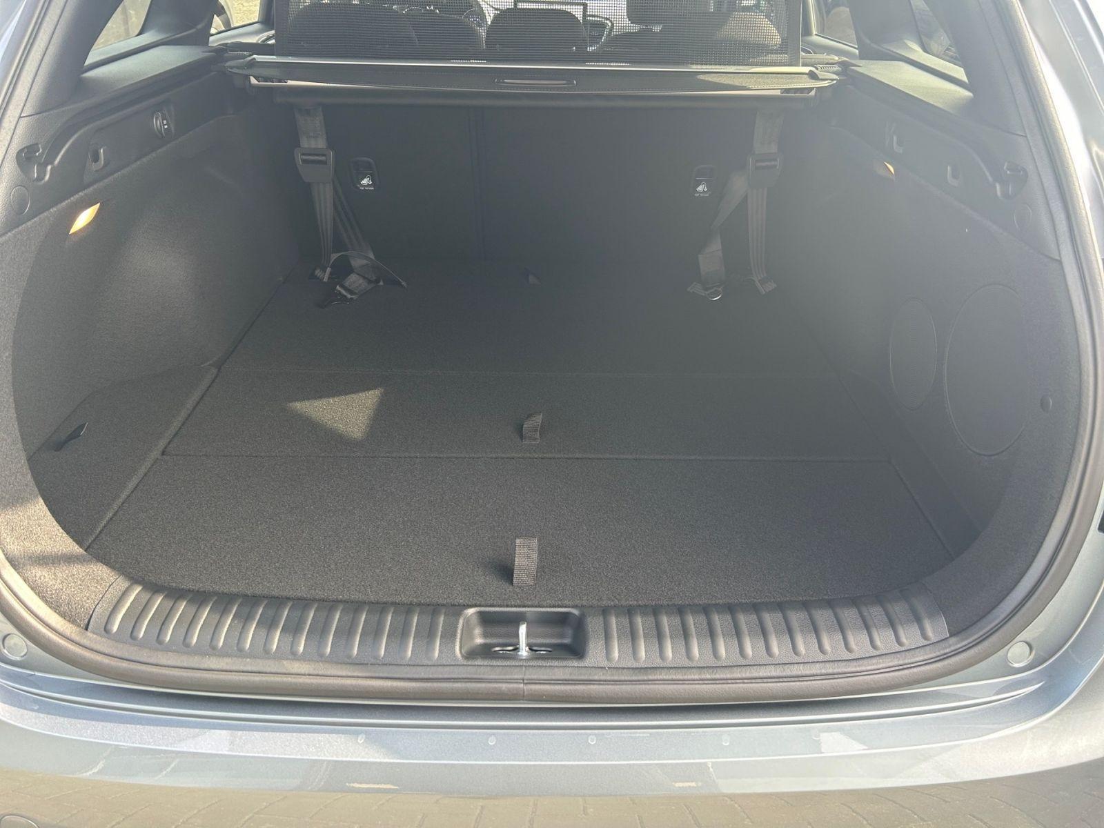 Kia CEED SW 1.0T 48V DCT100 ULTIMATE