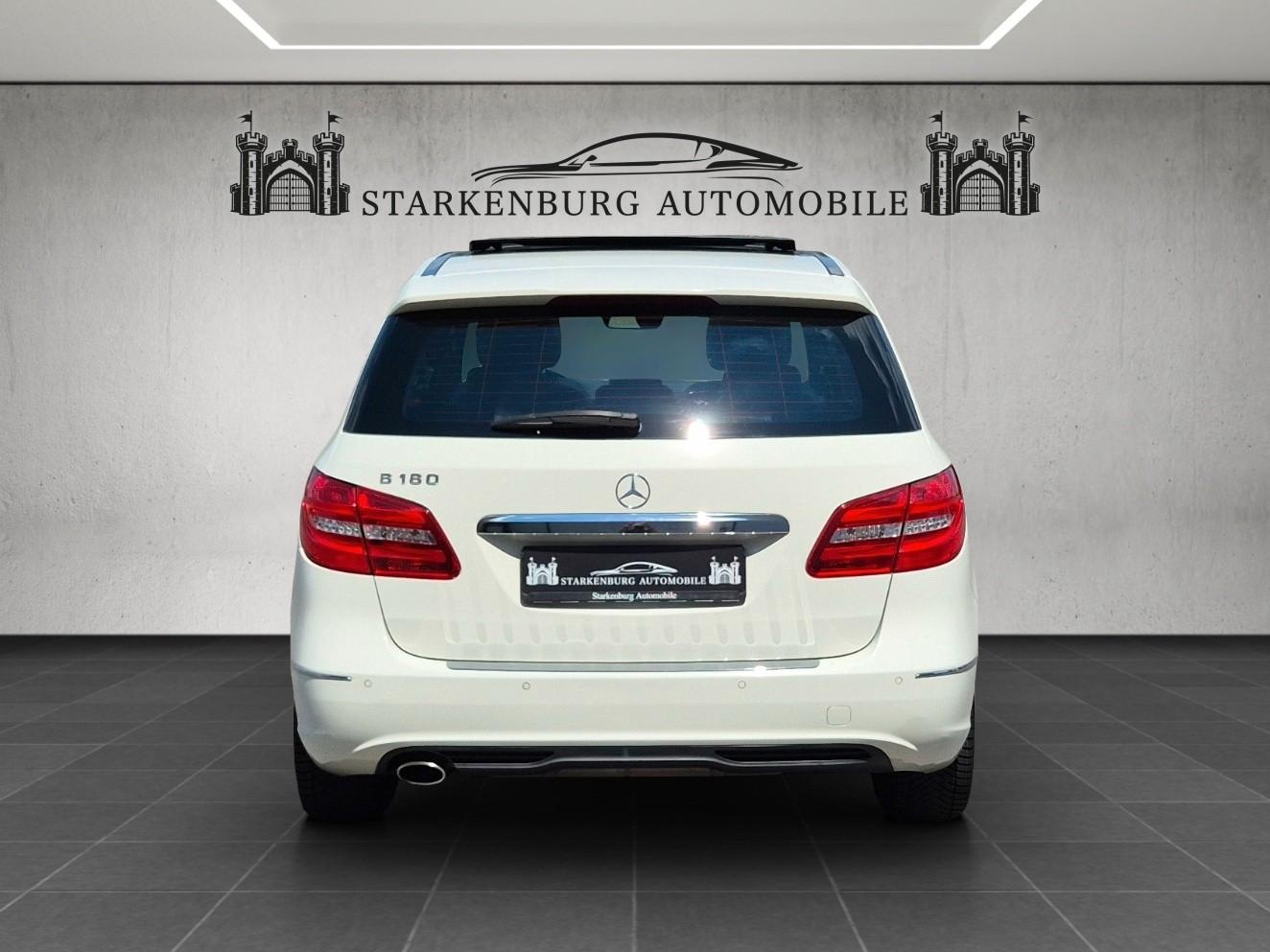 Mercedes-Benz B 180 Urban/Panorama/Amg 18"/Xenon/Navi