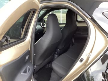 Toyota Aygo (X) - 8