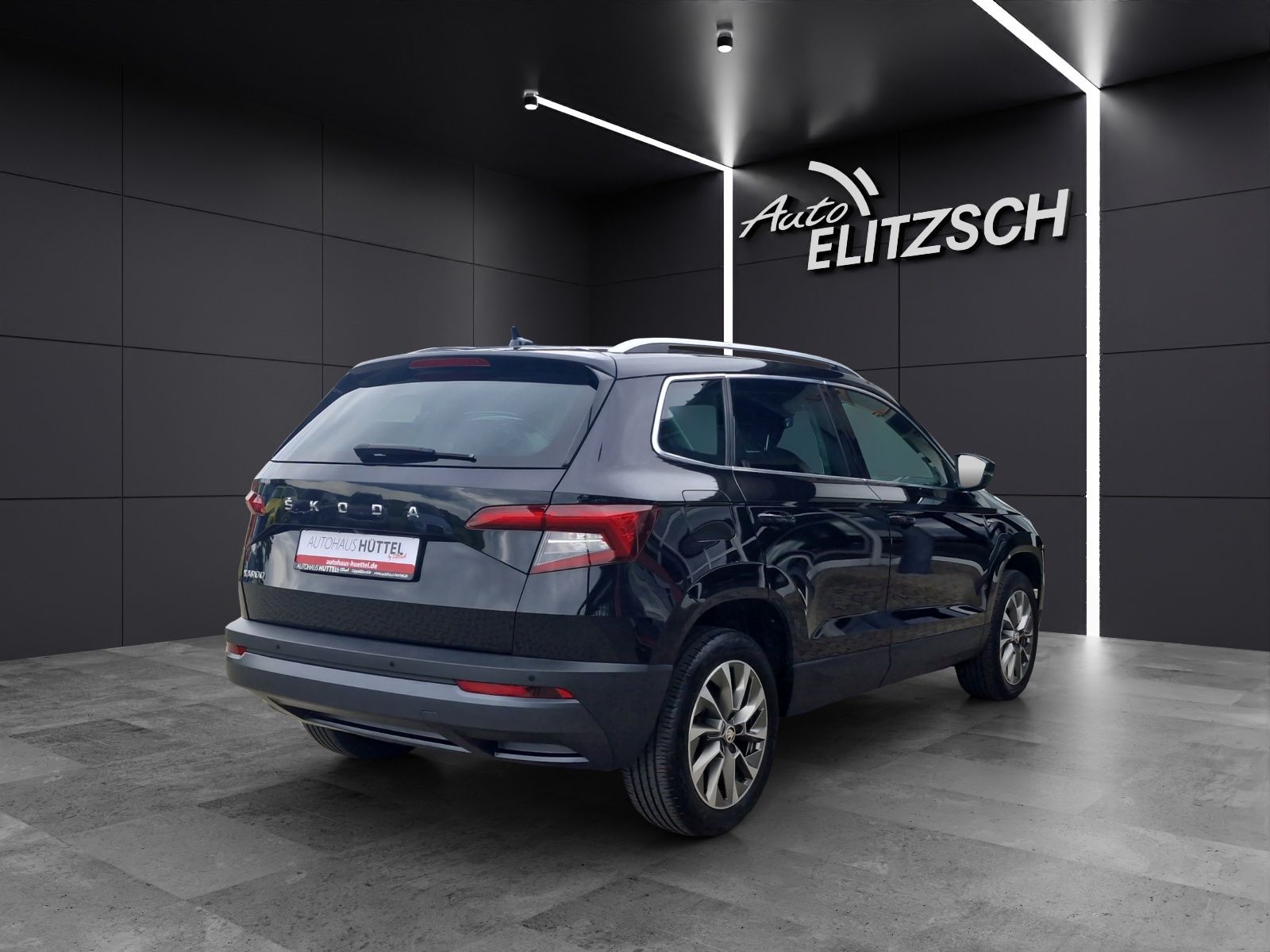 Fahrzeugabbildung SKODA Karoq Clever 1.5 TSI DSG LED Navi ACC AHK 4xSHZ