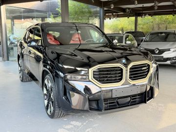 BMW XM - 1