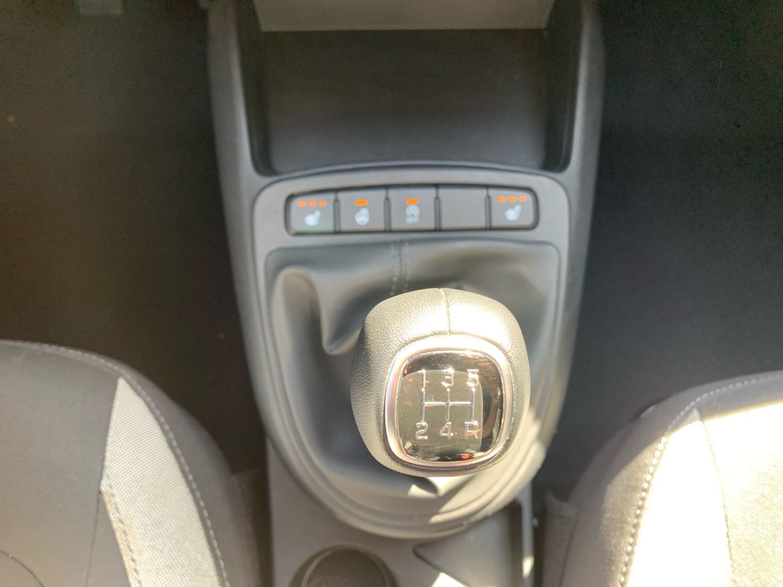 Fahrzeugabbildung Hyundai i10 1.2 Trend Navi Sitzheizung