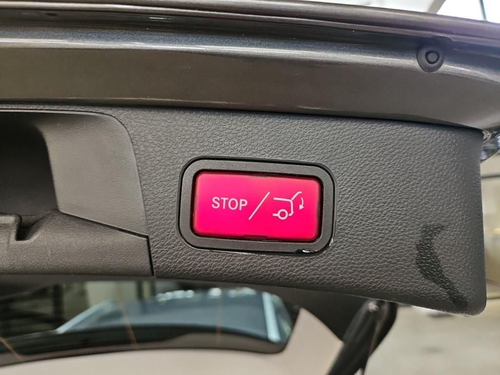 Fahrzeugabbildung Mercedes-Benz C 300 T Luxury ACC HUD LED SHZ Ambie. Navi RDK