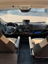 Weinsberg Outlaw CaraBus mit Hubbett - Angebote entsprechen deinen Suchkriterien