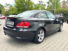 Fahrzeugabbildung 125 3.0 Coupe Automatik TÜV:02/2028
