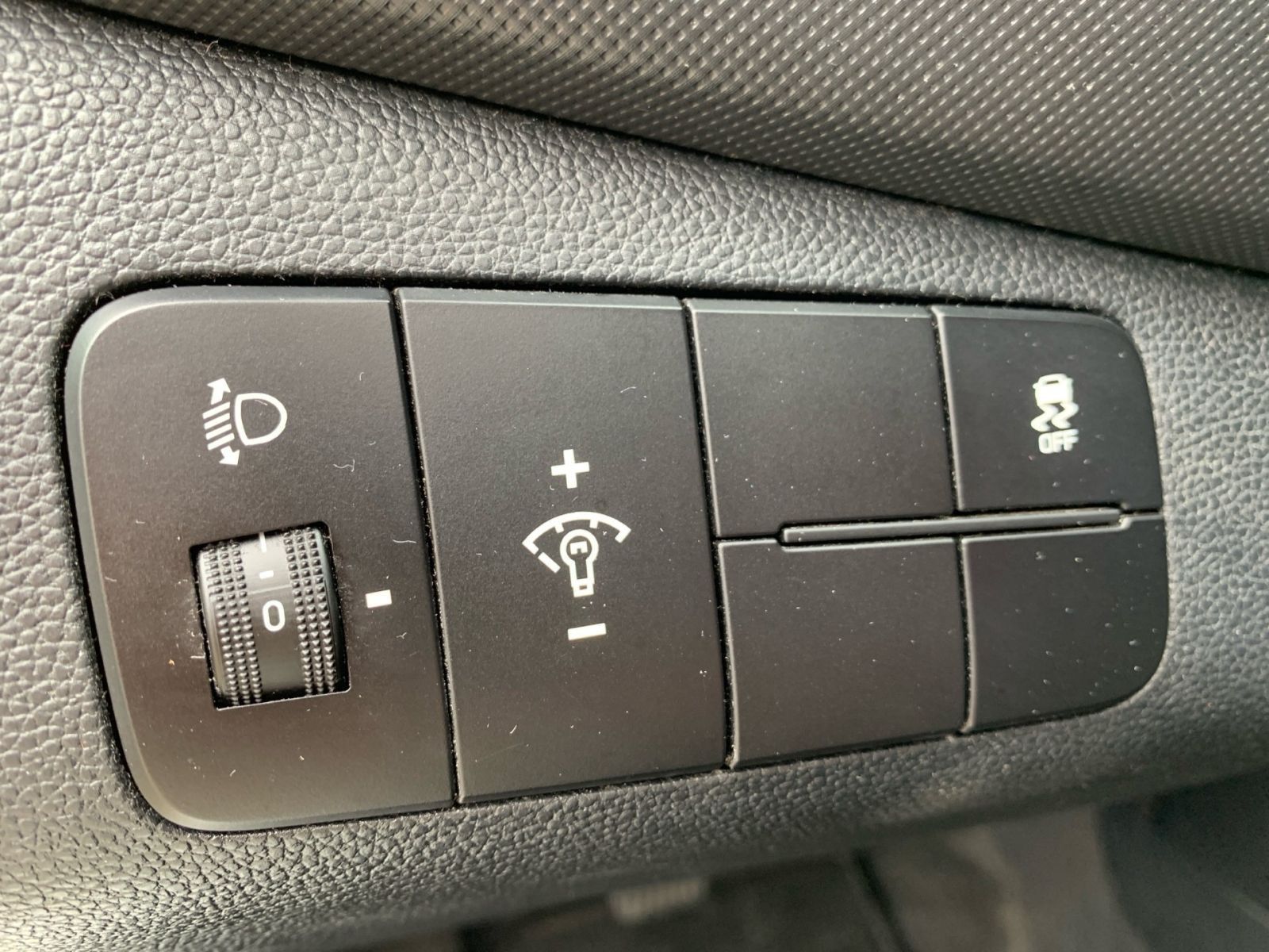 Fahrzeugabbildung Hyundai i10 1.0 Classic
