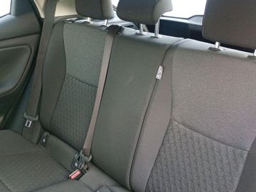 Toyota Yaris - 11