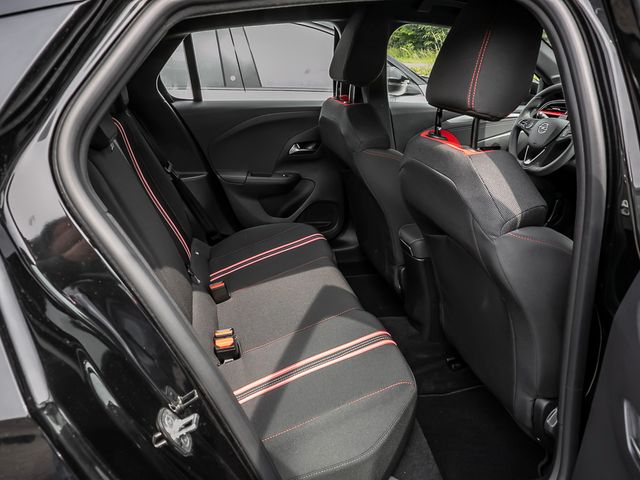 Opel Corsa F e GS Line OPC-Line-Paket Spurhalteassi.