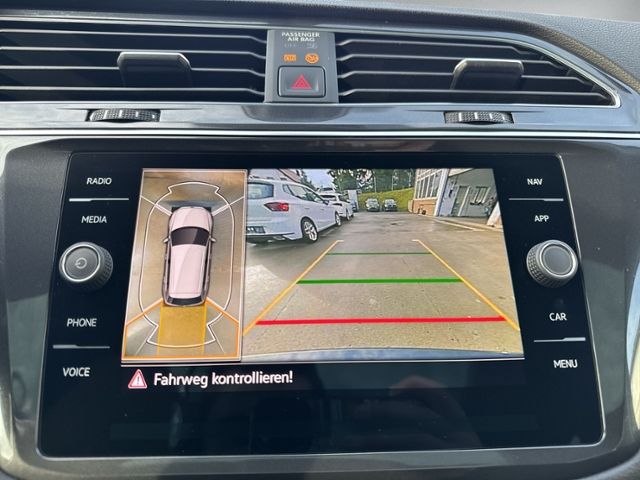 Tiguan Allspace 2.0 TSI DSG ELEGANCE ALLRAD+PANO