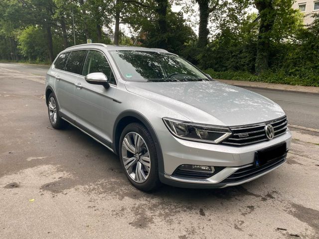 VW VW Passat Alltrack 2.0 TDI 4Motion DSG  s...