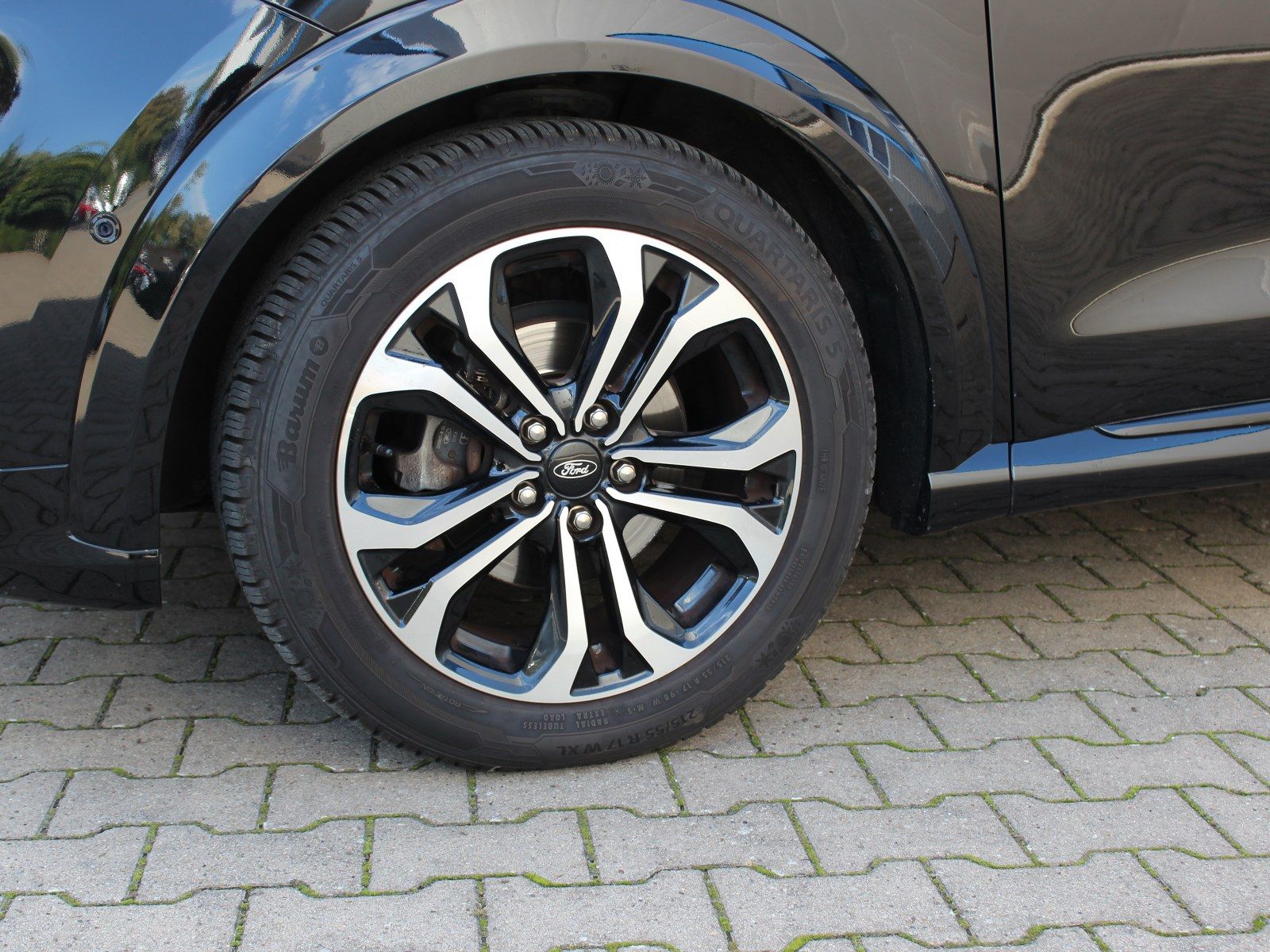Fahrzeugabbildung Ford Puma ST-Line X 1,0 EcoBoost Mild Hybrid