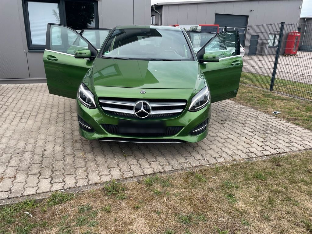 Image of Mercedes-Benz B 200