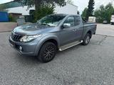 Mitsubishi L200 Plus Club Cab 4WD - Mitsubishi L200 Gebrauchtwagen in Hamburg