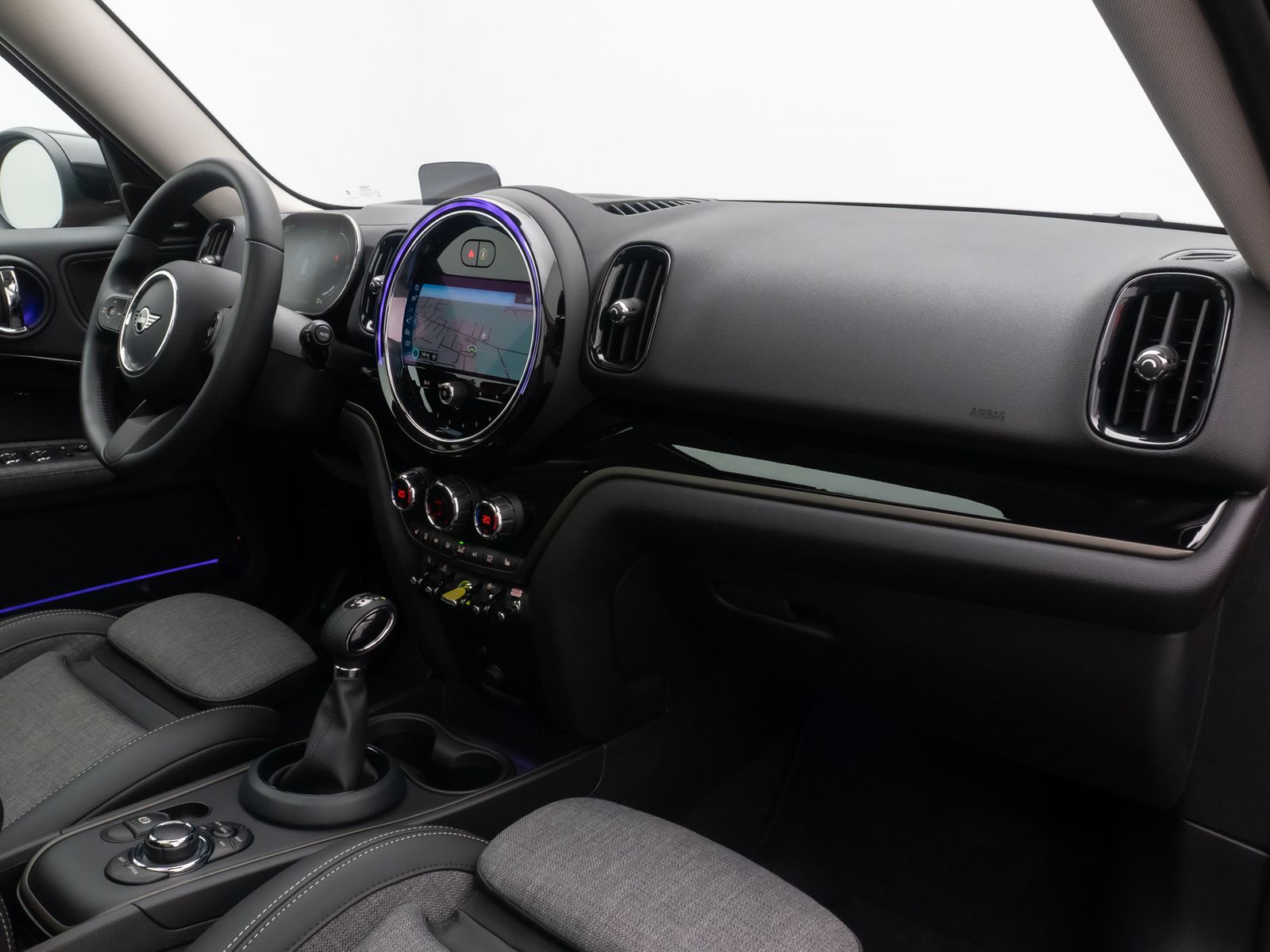 Fahrzeugabbildung MINI Countryman SE (Cooper) ALL4 HUD Panoram H/K Voll
