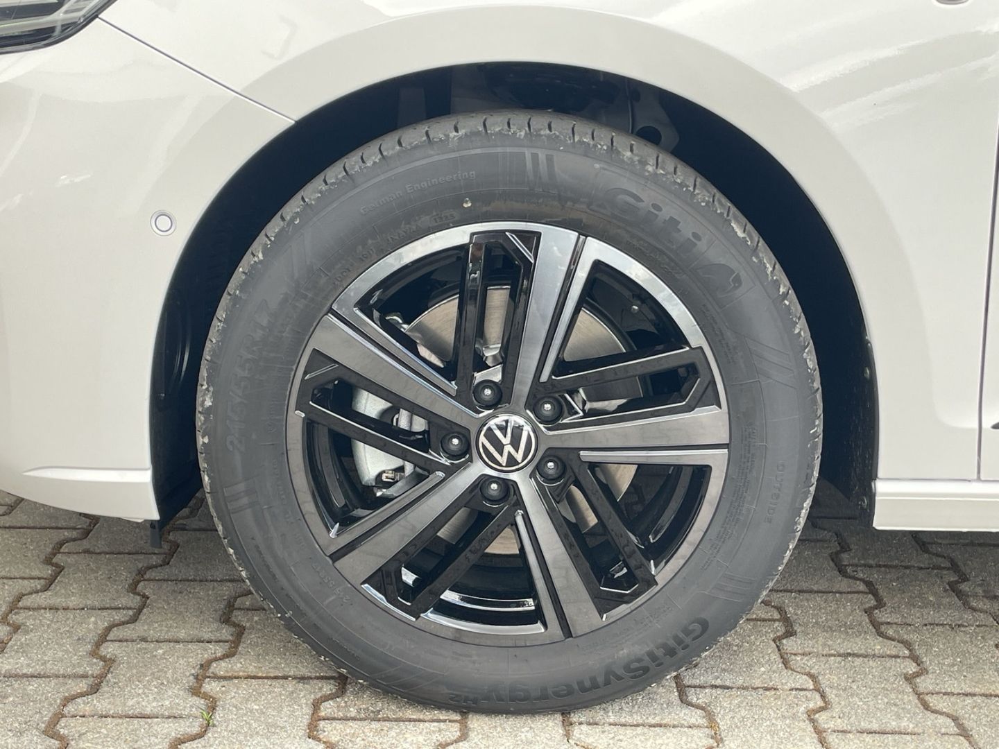 Caddy 2.0 TDI DSG Edition AHK/Kamera/ACC/App-Con