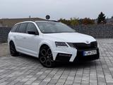 Skoda Octavia 2.0 TDI DSG 4x4 RS60 Webasto ACC  - Skoda Octavia RS60 mit Diesel-Antrieb