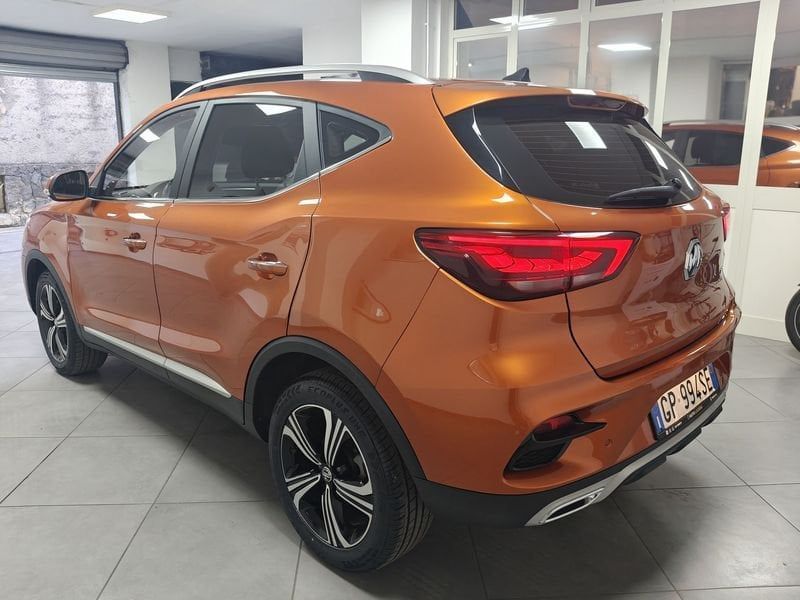 MG ZS