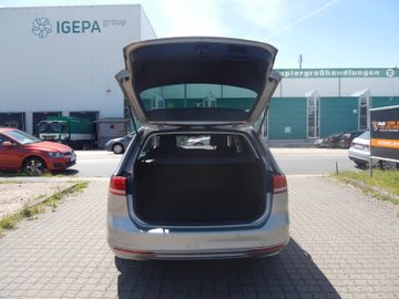 Volkswagen Passat Variant - 6