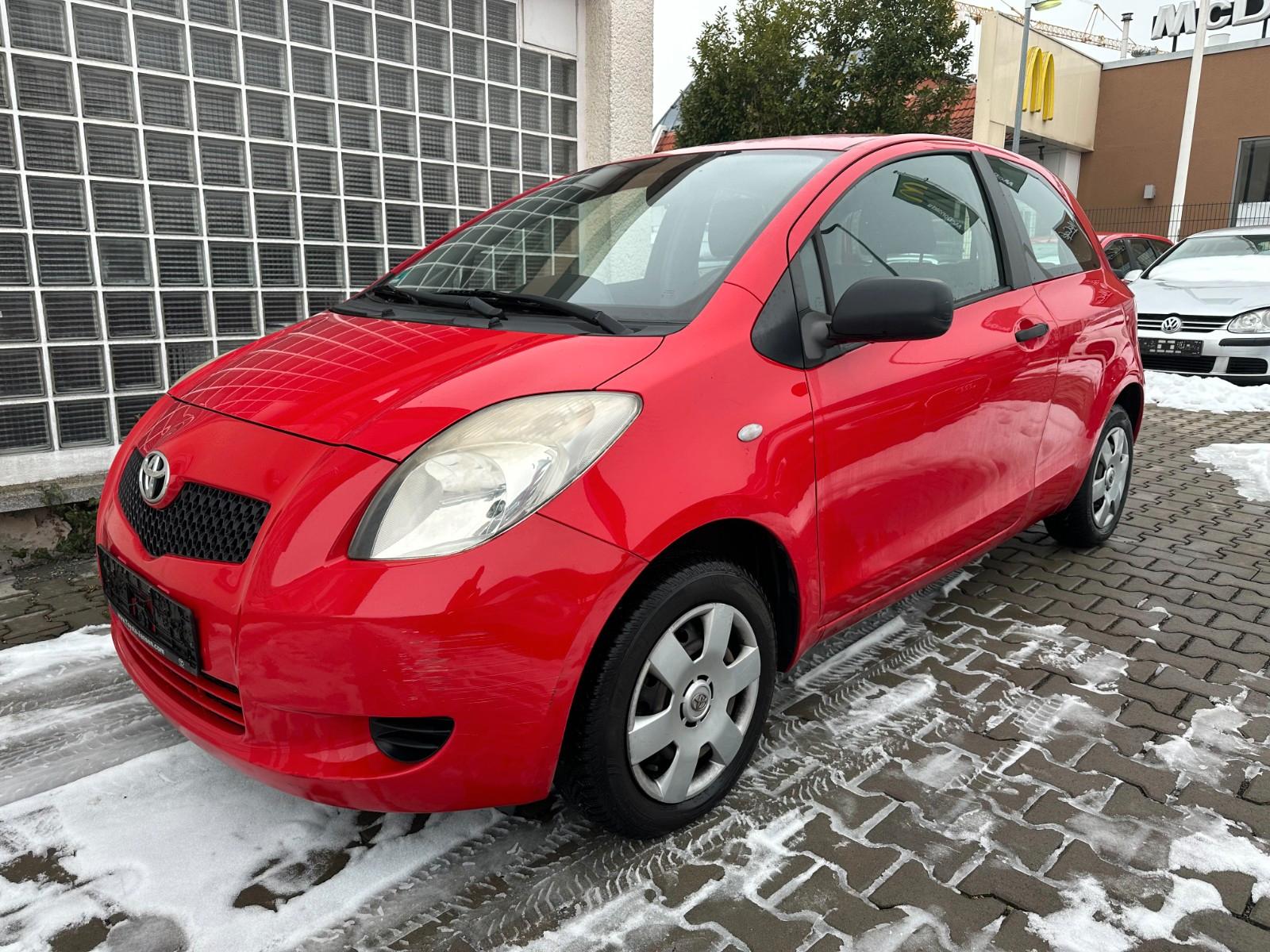 Toyota Yaris Basis