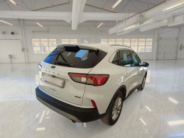 Ford Kuga - 4