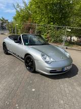 Porsche 996 Carrera Cabriolet Carrera - Porsche 996 mit Benzin-Antrieb: Cabrio, Schaltgetriebe
