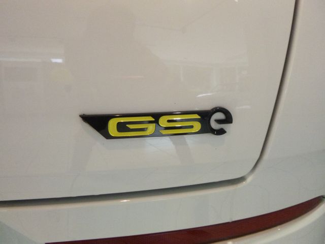 Grandland GSe Plug-In-Hybrid 4x4 Automatik