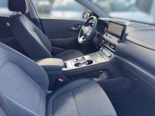 Fahrzeugabbildung Hyundai KONA Trend Elektro 2WD Navi Soundsystem ACC Appl