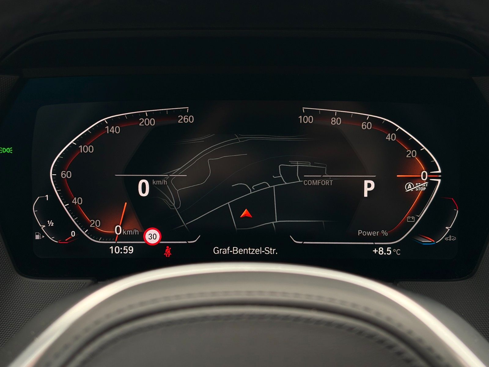 Fahrzeugabbildung BMW 118i M Sport Leder PANO TEMP CAM LED HiFi