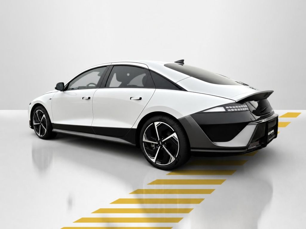 Hyundai IONIQ 6 – Bild 13