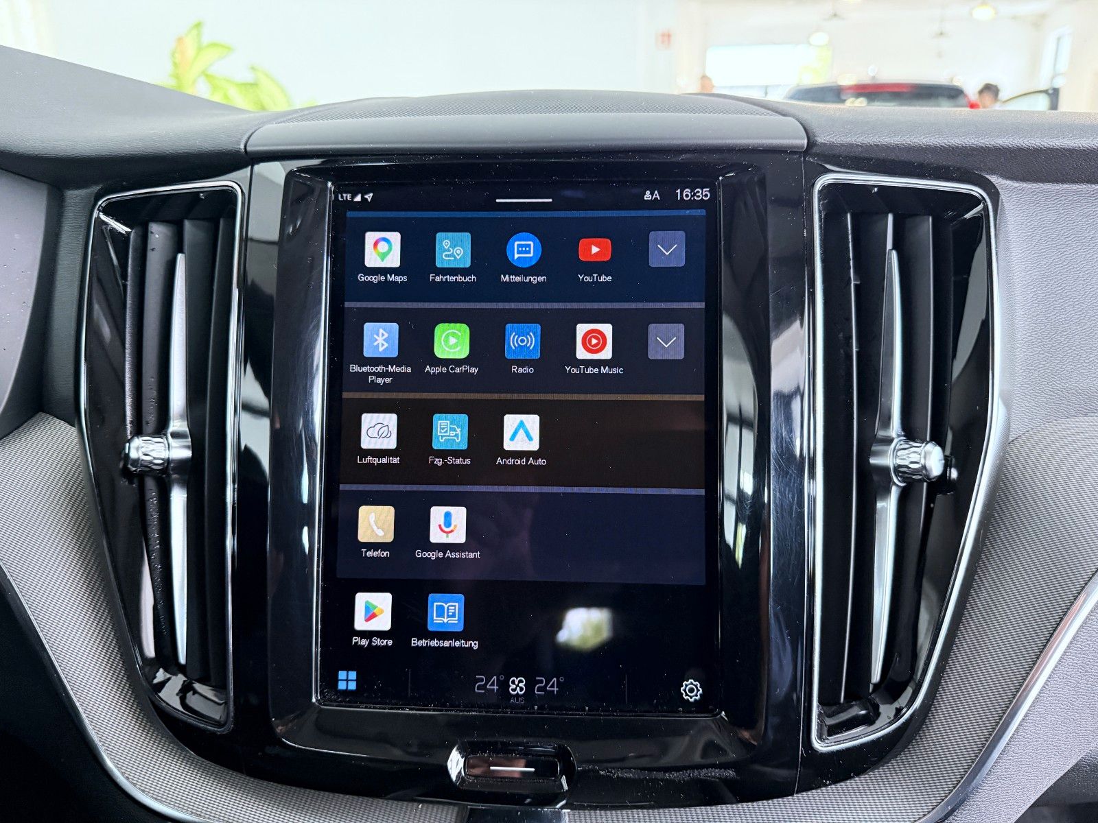 Volvo XC60 T6 Plus Bright Plug-In Hybrid AWD *LED*KAM foto 17