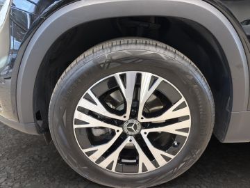 Mercedes GLB 200 - 12
