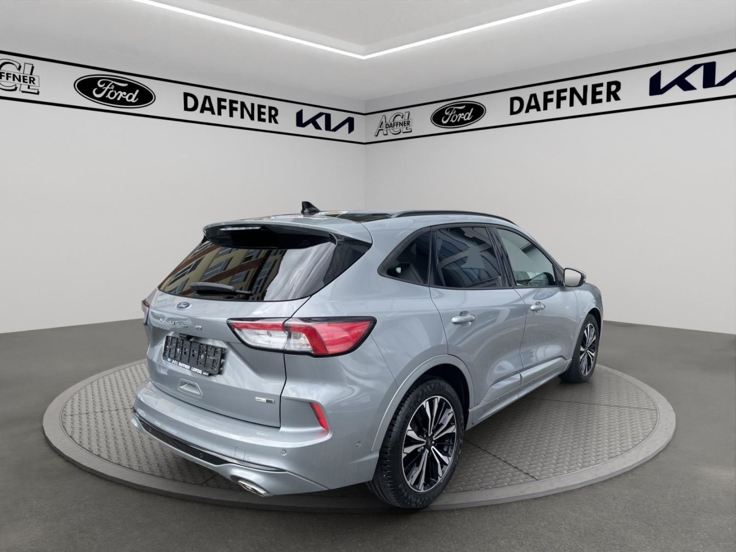 Fahrzeugabbildung Ford Kuga Hybrid ST-Line X PANO HUD El. Panodach Navi