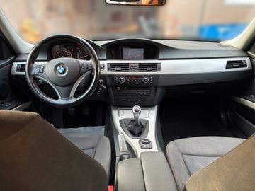 BMW 320 - 8