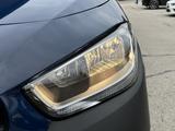 Mercedes-Benz Citan eTourer Standard 45kWh BASE - mit Elektro-Antrieb: Blau, Kombi