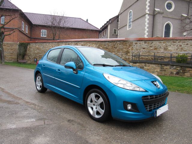 Peugeot 207 - 1.6 D Premium*Pano*Leder*Navi*PDC