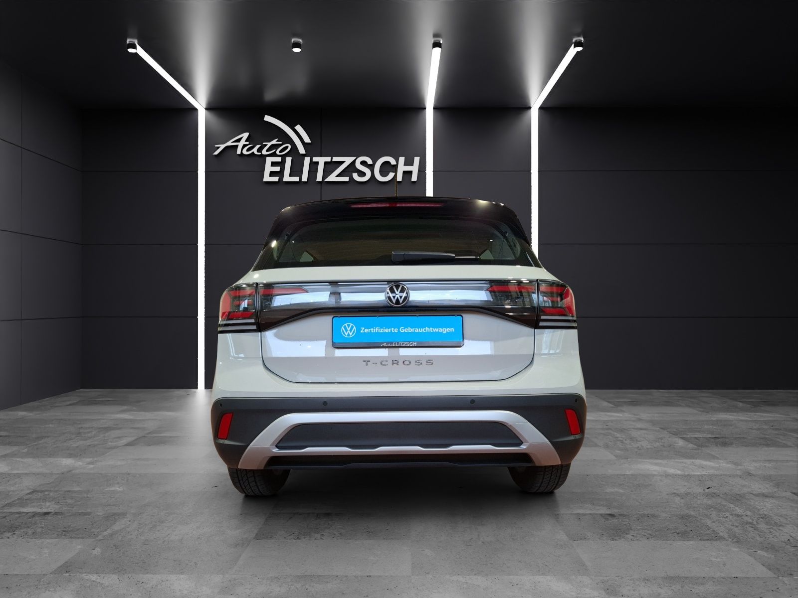 Fahrzeugabbildung Volkswagen T-Cross TSI Life DSG LED CarPlay AID ACC RFK SH